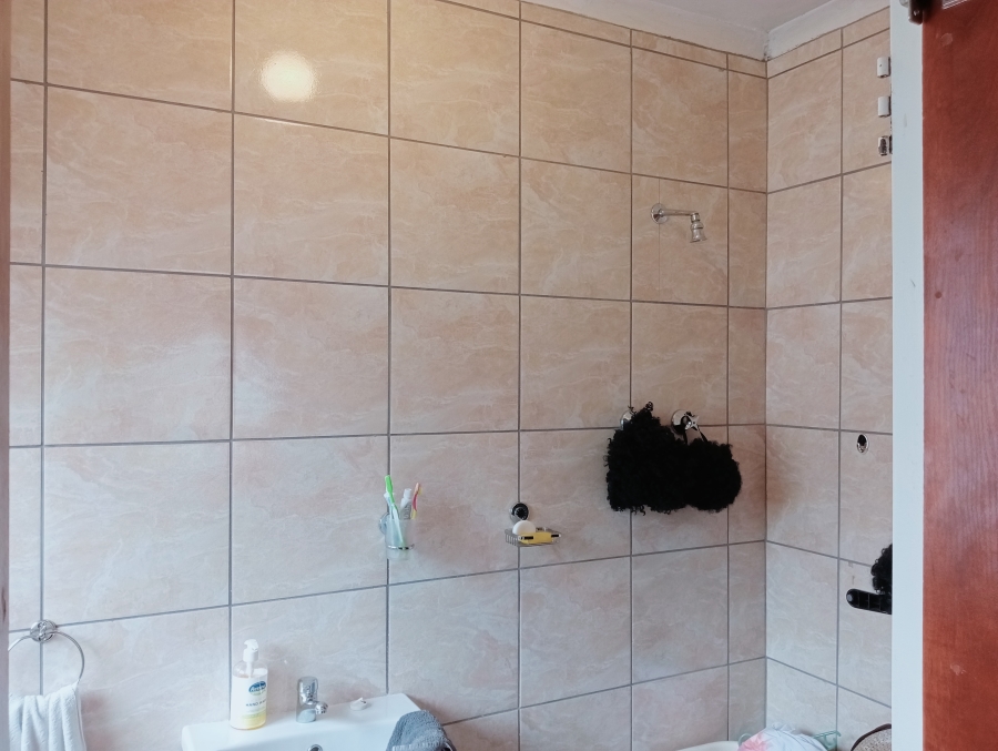 3 Bedroom Property for Sale in Ellaton North West